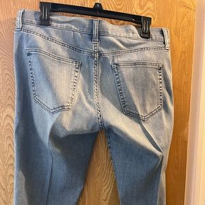 Gap 1969 Girlfriend Jean